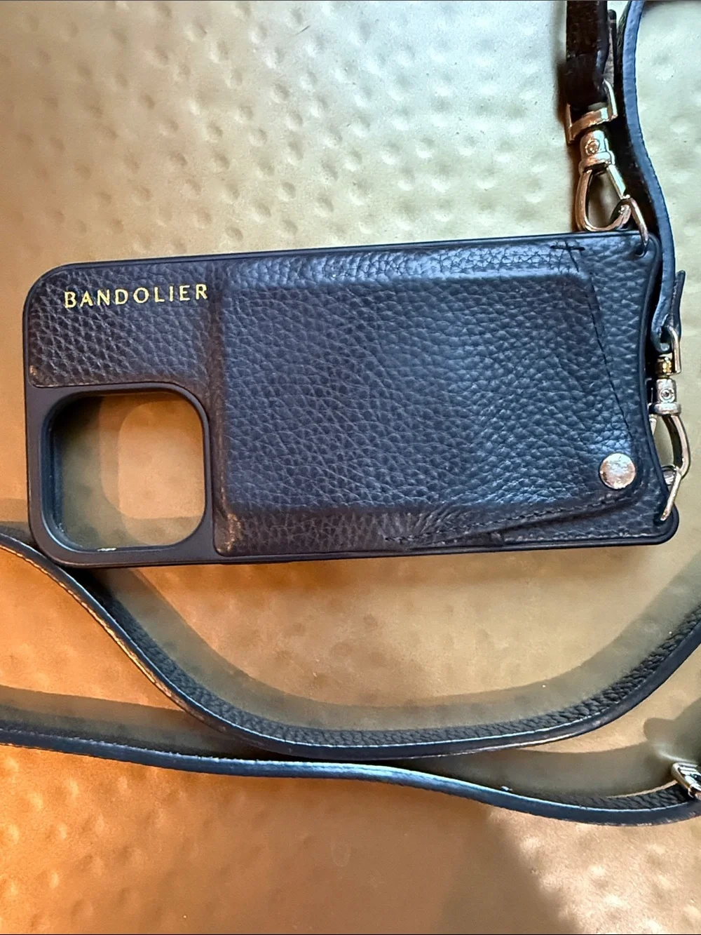 Bandolier iphone 13